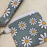 Green Daisies Keychain Set